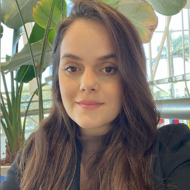 Alana Andrade — Fundadora da Andrade CXOps